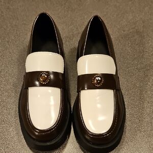 NWOT Loafers